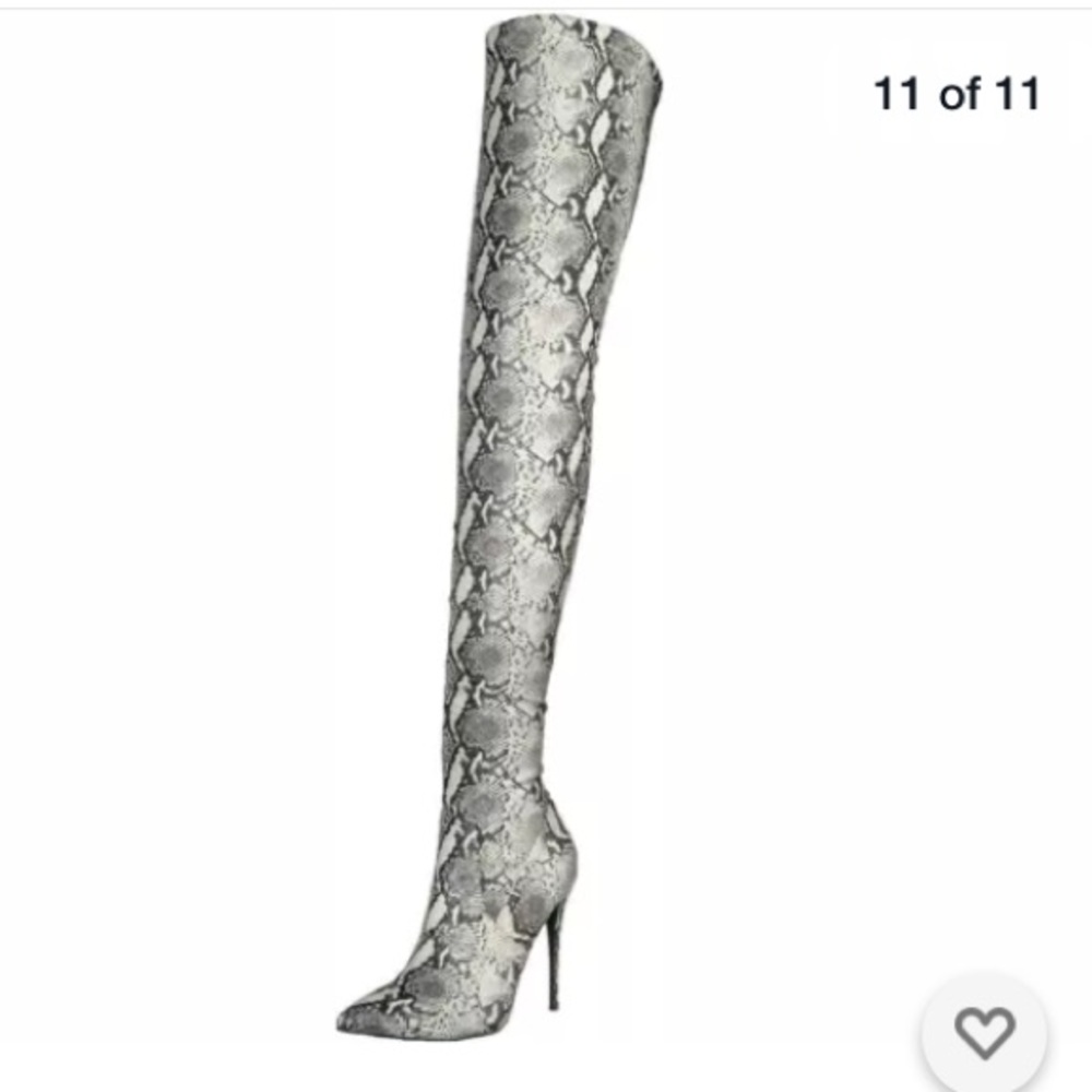 Steve Madden size 6 Demanding Fashion Boots NWT - Picture 2 of 8
